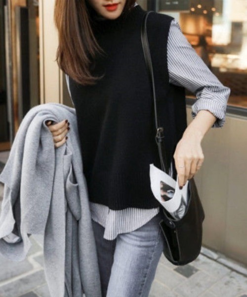 ジレ　ベスト サイドスリット She's Closet ベスト ジレ サイドスリット入り深Vネックプル