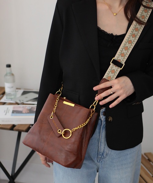 ★ ★ベルト付き スモール ショルダーバッグ pumpkin port ショルダーバッグ バッグ チェーンチャーム付 柄