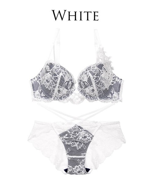 値下げ！★新品未開封★ ４セットまとめ売り【Reinest】 a65 Reinest ブラジャー ショーツセット 再入荷!「シリーズ累計5.5万
