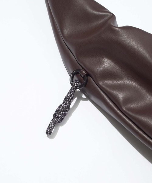 F/CE.（エフシーイー） ショルダーバッグ F/CE. TECH LEATHER BIG