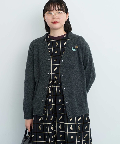 ☆新品☆I am I 数字刺繍カーディガン I am I in fact（アイアムアイインファクト） カーディガン _UPW