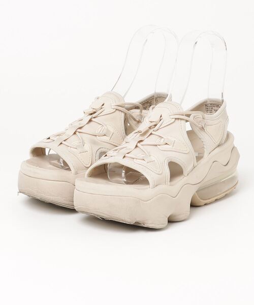 NIKE サンダル ベージュ NIKE（ナイキ） フラットサンダル 24.0cm ベージュ レディース