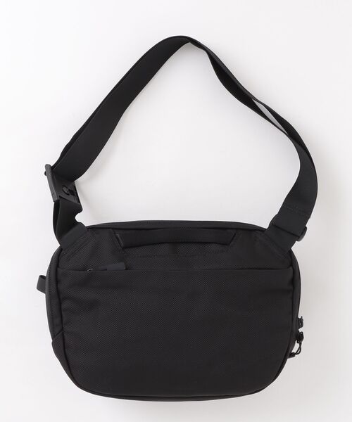 新品未使用‼️Aer ブラック ボディバッグ Aer（エアー） ショルダーバッグ FREE ブラック メンズ : ZOZOTOWN
