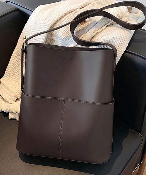 ❤️極上 美品 トートバッグ、ショルダーバッグ❤ セール】リングデザイン 合皮 フェイクレザー ワンハンドル