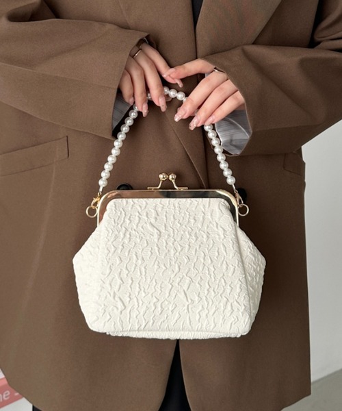 itk⭐︎様　美品　コールハーン　パーティバッグ　ショルダー　がま口　白 itk⭐︎様 美品 コールハーン パーティバッグ ショルダー がま口 白
