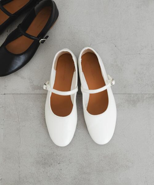 NEOUS ネオアス　ギャザーバレエシューズ　フラットシューズ　新品　白 URBAN RESEARCH（アーバンリサーチ） バレエシューズ パンプス メリー