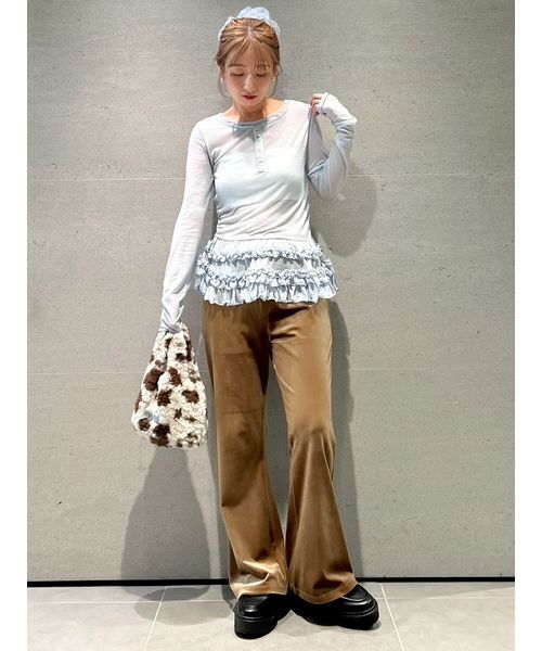 FURFUR（ファーファー） tシャツ 裾フリルジャージートップス