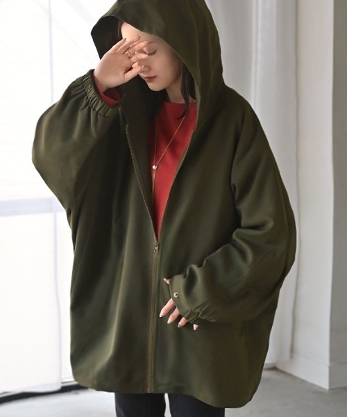 ゆでたまご 上着 HUG.U（ハグユー） ジャケット ノーカラージャケット 「ドルマンの上に