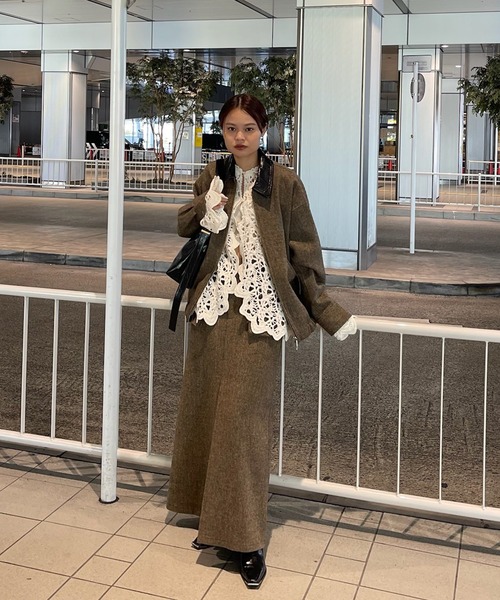 【専用】UND VELOUR LACE PEPLUM KNIT TOP UND VELOUR LACE PEPLUM KNIT TOP