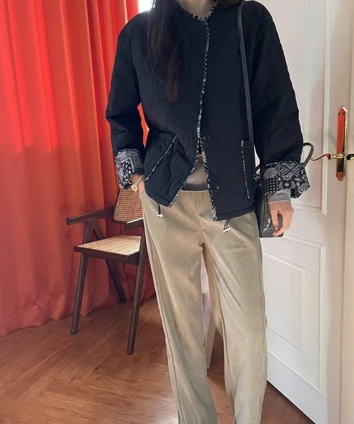 Aelina ジャケット ノーカラージャケット 花柄切り替えキルティング