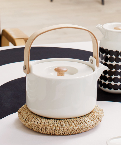 食器 Tea pots/OIVA | marimekko