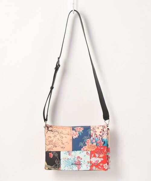 限定SALE爆買い ショルダーバッグ バッグ 花柄プリントパッチワークのクロスボディバッグ ZOZOTOWN PayPayモール店 - 通販 - PayPayモール 特典進呈