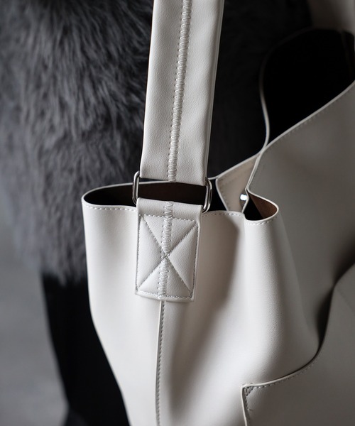 専用ページ　ショルダーバッグ Lee別注】撥水サイドドロストショルダー（ショルダーバッグ） | grove