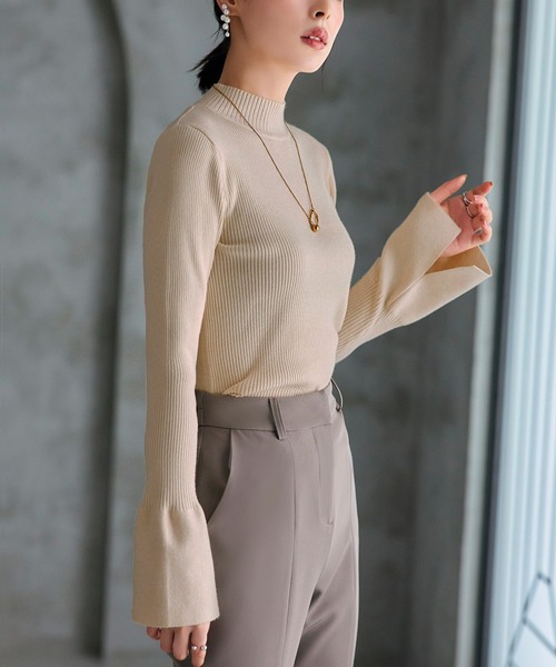 ルイルエブティック RUIRUE BOUTIQUE サイドスリットハイネックニット （アイボリー） ルイルエブティック RUIRUE BOUTIQUE サイドスリットハイネック
