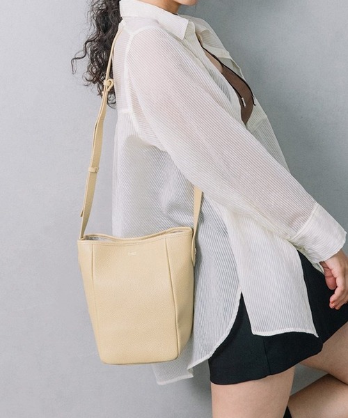 Beau're（ヴュレ） ショルダーバッグ バッグ 「BEAURE」牛革