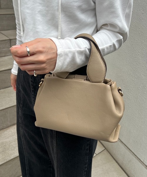 CAPRICIEUX LE'MAGE ショルダーバッグ バッグ ラウンドミニ