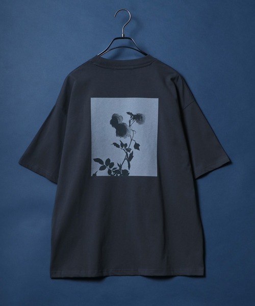 ANPAS tシャツ Vintage-like Flower Design Print T-Shirt