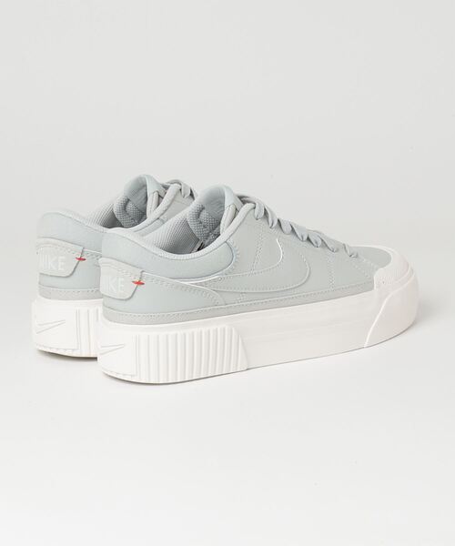 レディース☆美品　NIKE　ナイキ　コートレガシーリフト　厚底スニーカー24cm NIKE ナイキ 厚底 スニーカー レディース コート レガシー