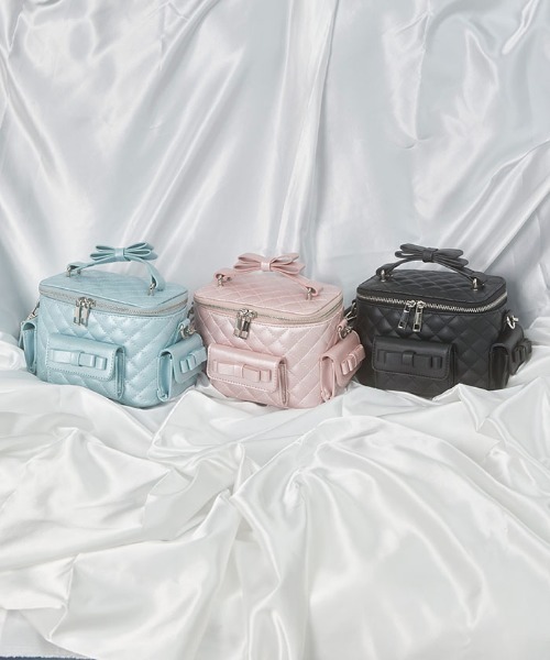 Fickle Bebe（フィクルベベ） ショルダーバッグ バッグ キルティング