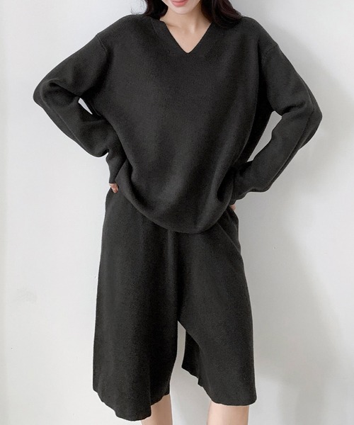 LOWO セットアップ 冬の室内や暖房下に 大人見えニットセットアップ