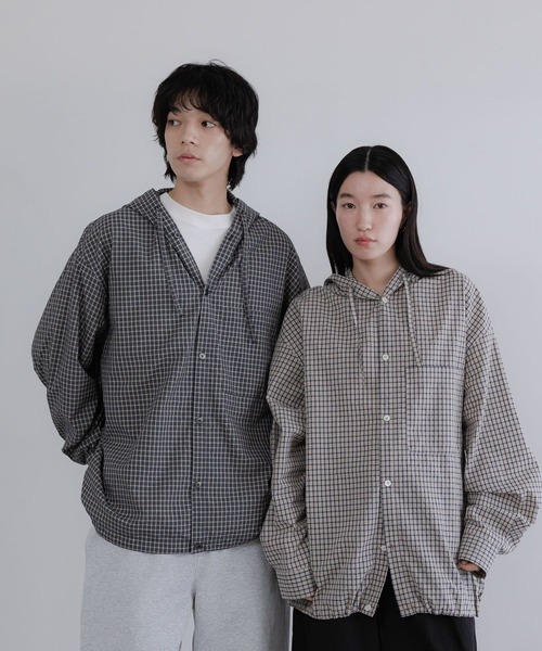 LOWRYS FARM（ローリーズファーム） シャツ 「LFM(U)」フーディー