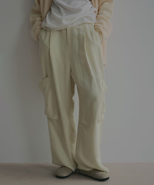 ETRE TOKYO（エトレトウキョウ） パンツ バックサテンリラクシーカーゴ