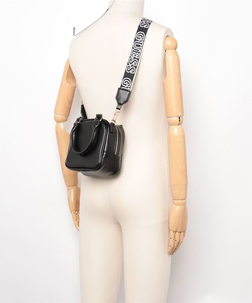 「Guess」 2WAYバッグ ONE SIZE ブラック レディース