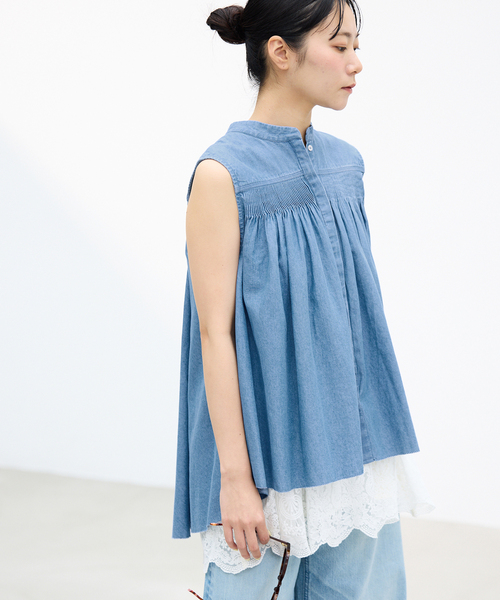 AAYUSHI　アユーシ　デニムピンタックブラウス【新品　未使用】 IENA（イエナ） ブラウス シャツ AAYUSHI/アユーシ デニムピンタック