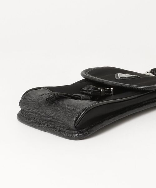 PRADA（プラダ） 三角ロゴ Re-Nylon スマートフォンケース - ブラック