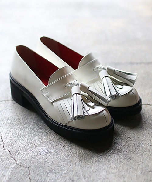 G.V.G.V. ローファー LEATHER BIG TASSEL LOAFERS レディース 