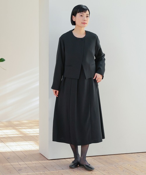 Neina セレモニースーツ セットアップ 「喪服・礼服」洗える防しわ前