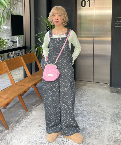 【美品】ハローサンフランシスコ ハロサンCIAOPANIC 花柄オーバーオール HELLO.SANFRANCISCO/ハローサンフランシスコ】配色ステッチ花柄
