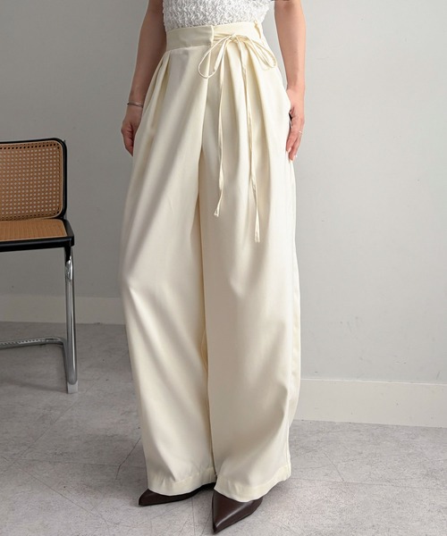 【美品】　Max Mara ストレートパンツ　リボン付き　麻 RANAN（ラナン） ワイドパンツ パンツ 麻調2タックラップリボンパンツ