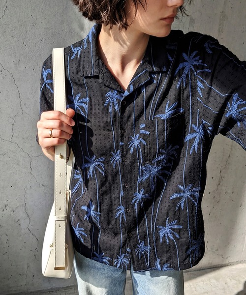 antiqua（アンティカ） ブラウス シャツ 半袖 綿100 ヤシの木柄 刺繍 