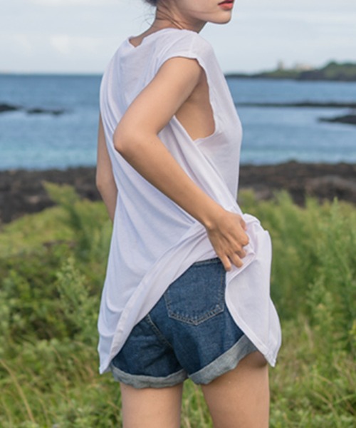 美品La-2クロスバック タンクトップとショートパンツ スイムウエア 美品La-2クロスバック タンクトップとショートパンツ スイムウエア