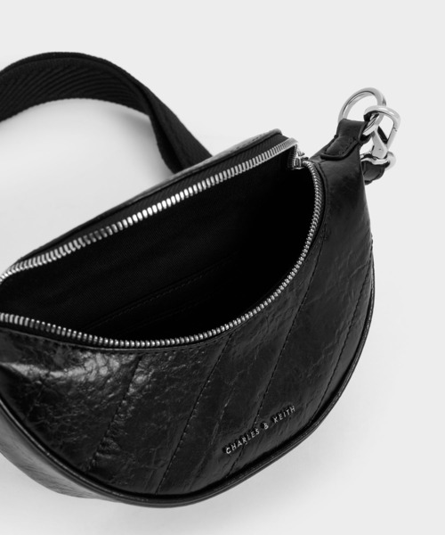 CHARLES & KEITH ブラックショルダーバッグ　フィロメナ CHARLES ＆ KEITH（チャールズ&キース） ショルダーバッグ バッグ
