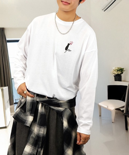 tシャツ 刺繍 ワンポイント グラフィック ロンT ロゴ ハート 黒ネコ