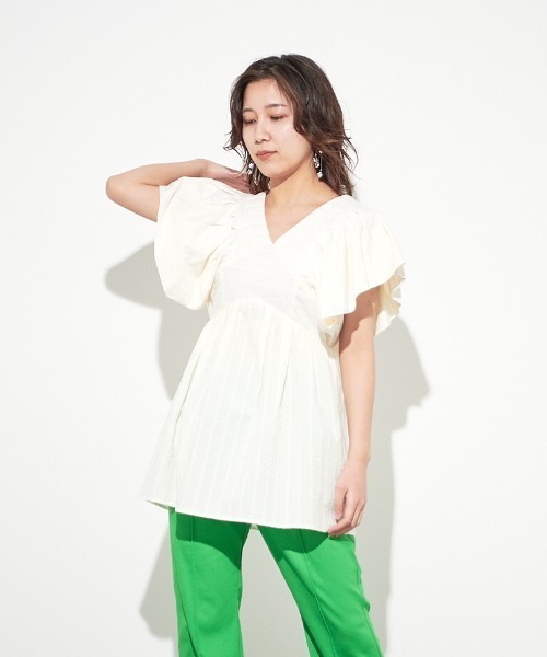 「LILY BROWN」 半袖ブラウス ONE SIZE ベージュ レディースの画像