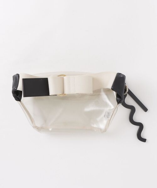 FRED PERRY（フレッドペリー） ショルダーバッグ FREE ホワイト 