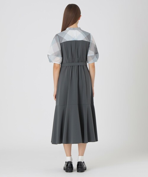 BLUE LABEL CRESTBRIDGE（ブルーレーベルクレストブリッジ