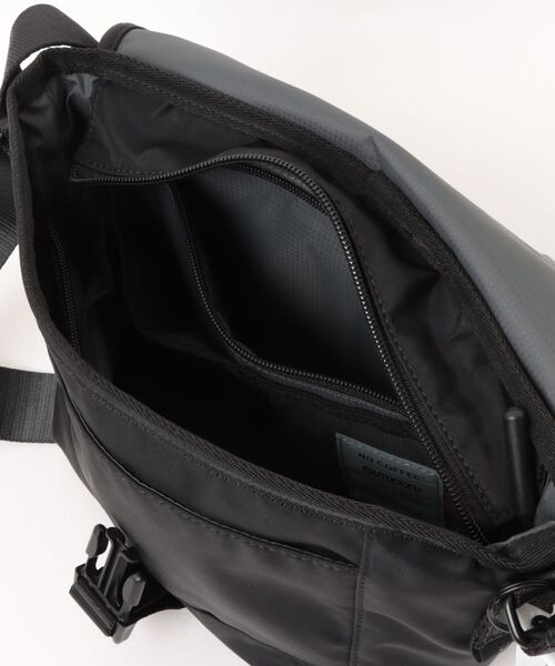 Plug（プラグ） ショルダーバッグ × NO COFFEE × OUTDOOR PRODUCTS