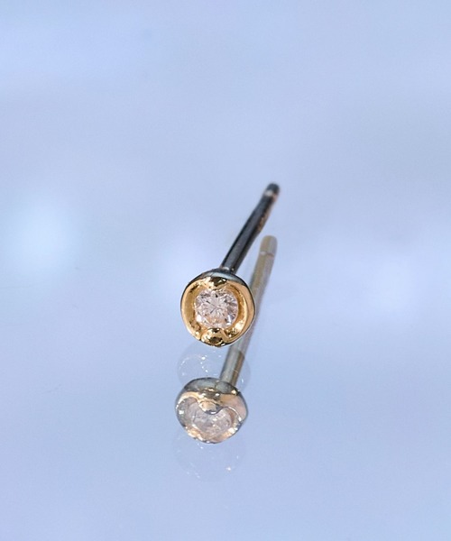 ピアス 入学式 「K18」ベーシック一粒ダイヤモンドピアス /片耳/金属アレルギー対応「動画あり」 レディース メンズの画像