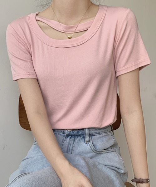 HYEON売り切れ人気商品！ピンク カットアウトスリーブ Tシャツ HYEON売り切れ人気商品！ピンク カットアウトスリーブ Tシャツ