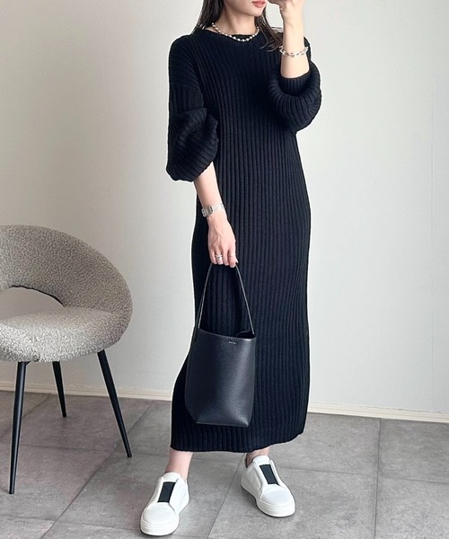 Ada. ワンピース 1枚で大人カジュアルの主役に。ぷちハイネックニット