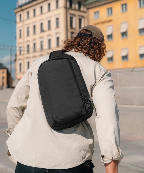 PacSafe（パックセーフ） ショルダーバッグ V Tech Sling/V テックス