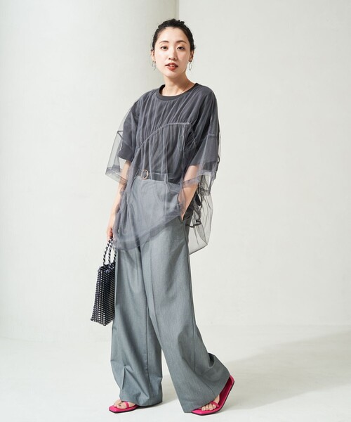 シンプルなTシャツにチュールを重ねたコンビネーションTシャツ continuer de NICE CLAUP/チュール重ね着風Tシャツ｜NICE CLAUP