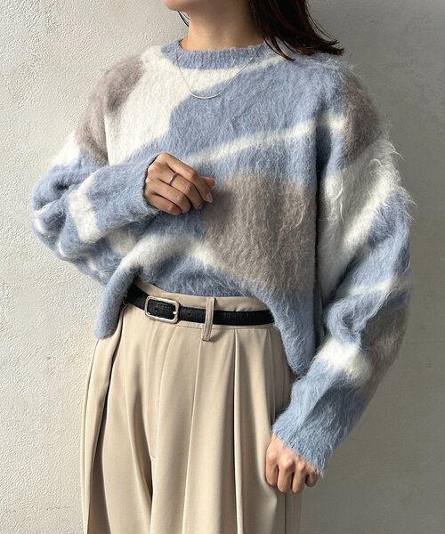 Thevon（ゼヴォン） ニット セーター ニュアンス柄シャギーニット