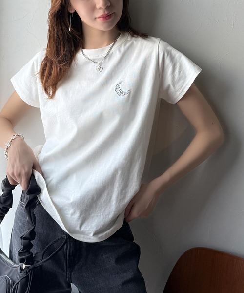 classicalelf tシャツ オーガニックコットン100%。胸元ラメ糸