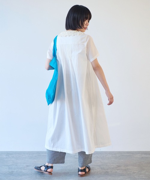 bulle de savon すずらん刺繍ワンピース bulle de savon（ビュルデサボン）の「すずらん刺繍 開衿
