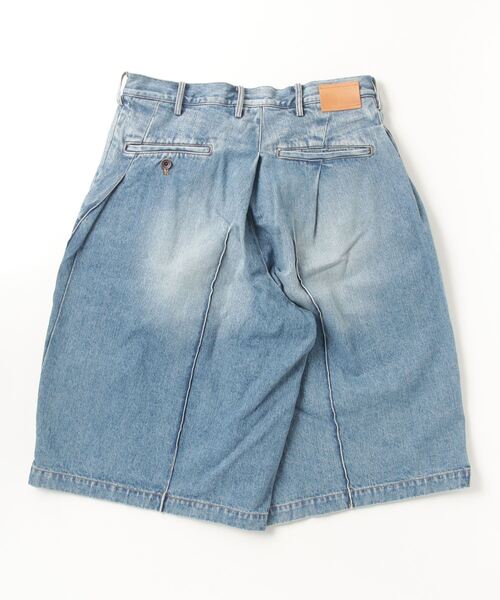 KHOKI（コッキ） ジーンズ 「KHOKI」別注 Pleat-design denim shorts